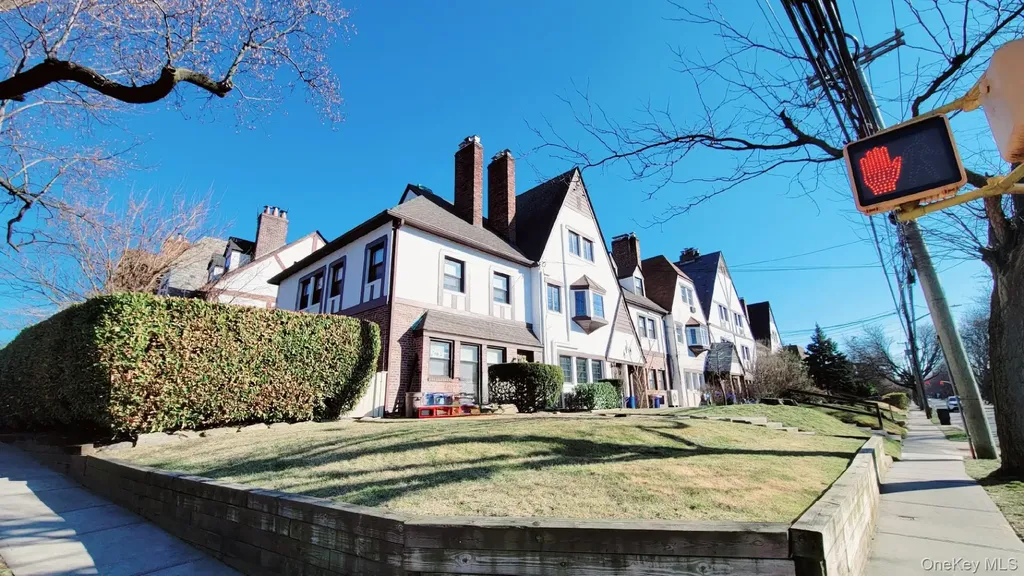 2901 Bell Boulevard Bayside NY 11360