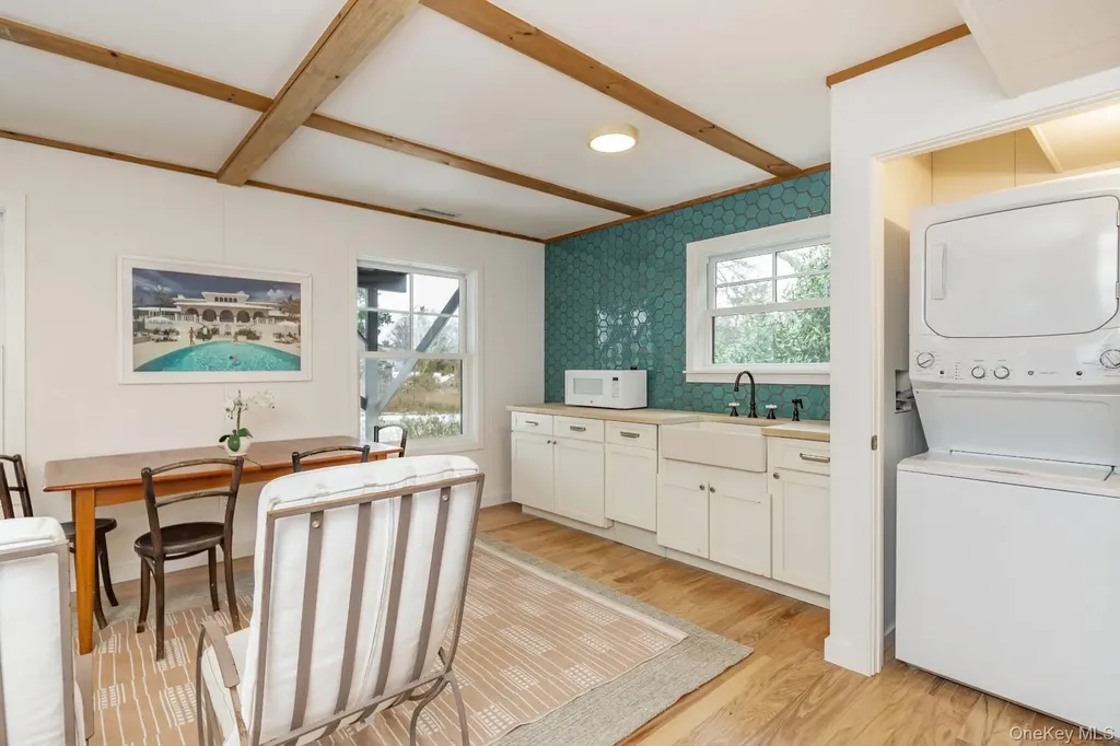 9 Helens Lane Southampton NY 11968