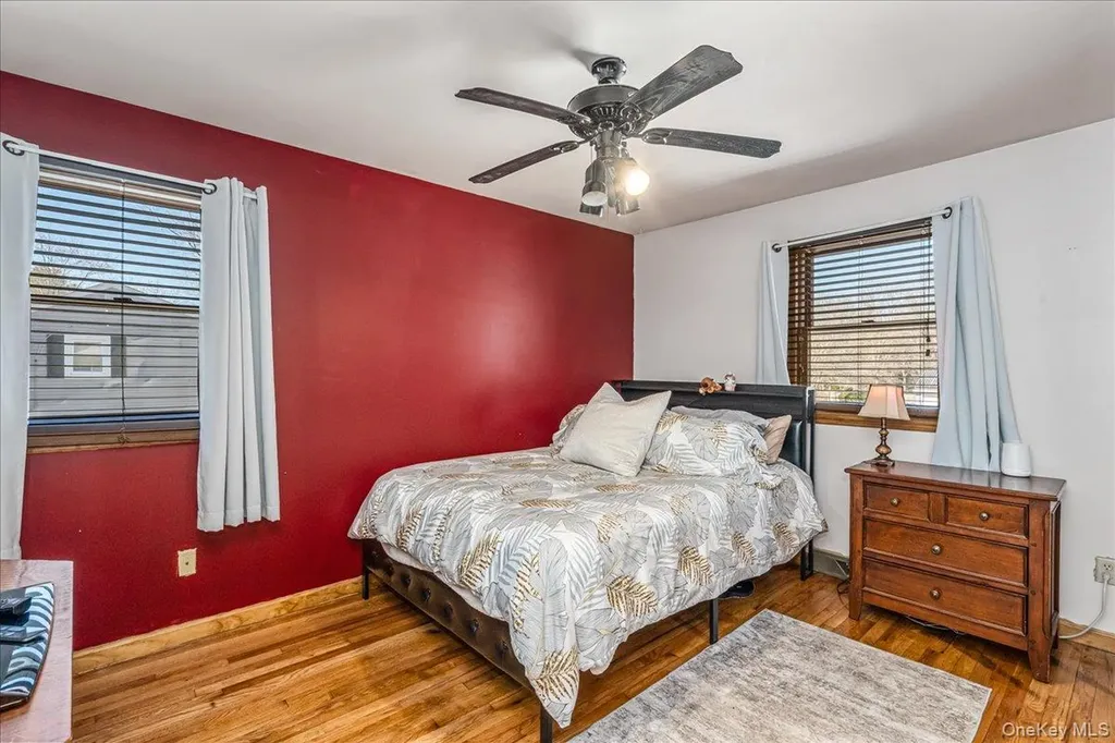 4 Andover Place Huntington NY 11743