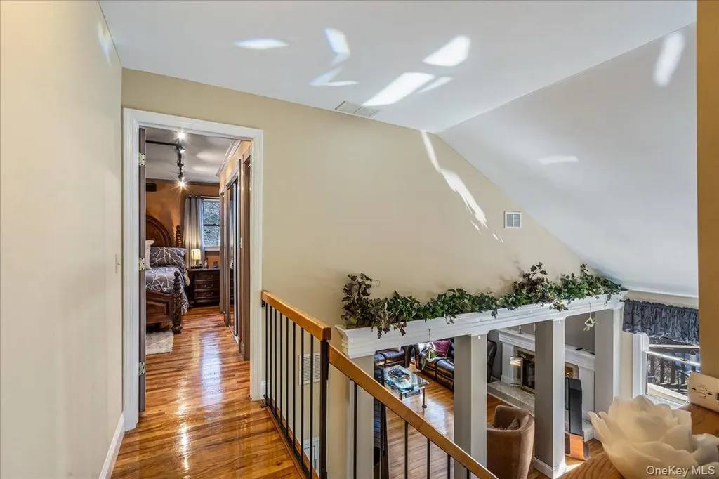 4 Andover Place Huntington NY 11743