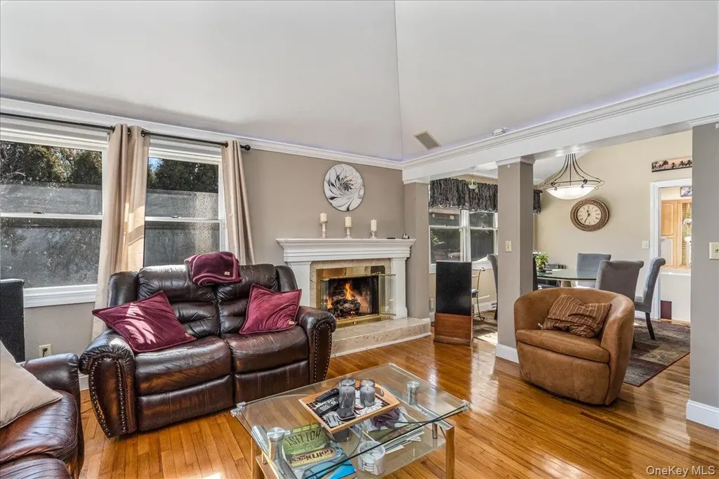 4 Andover Place Huntington NY 11743