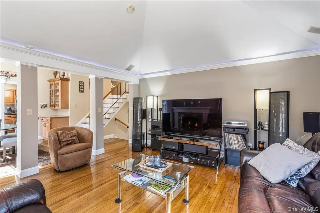 4 Andover Place Huntington NY 11743
