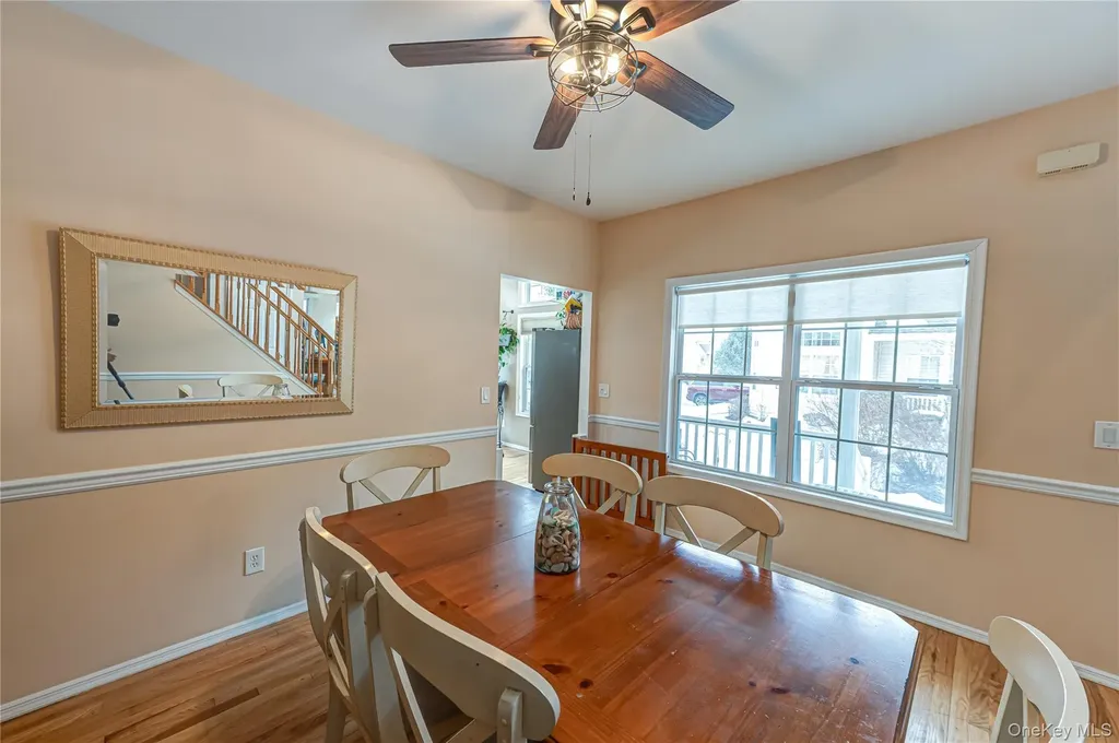 78 Cranberry Circle Medford NY 11763