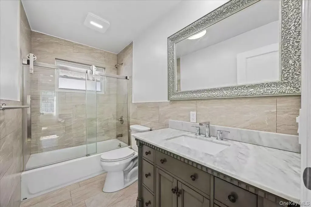 642 Lenore Lane Elmont NY 11003