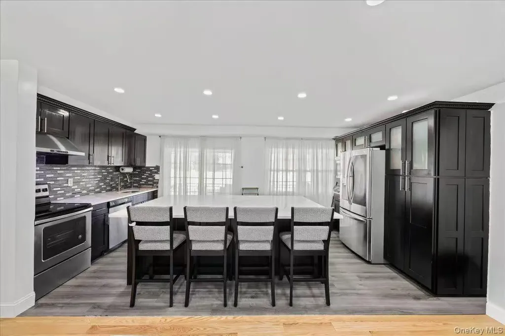 642 Lenore Lane Elmont NY 11003