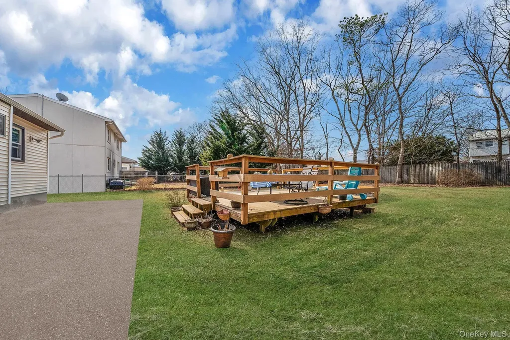 156 Gibbs Road Central Islip NY 11722