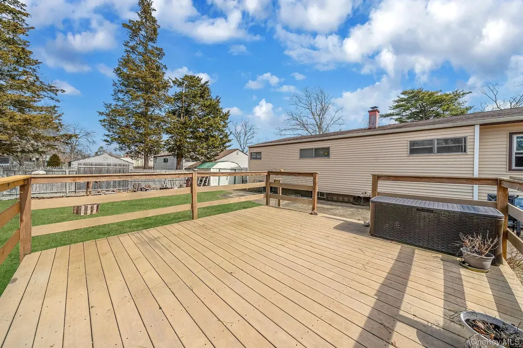 156 Gibbs Road Central Islip NY 11722