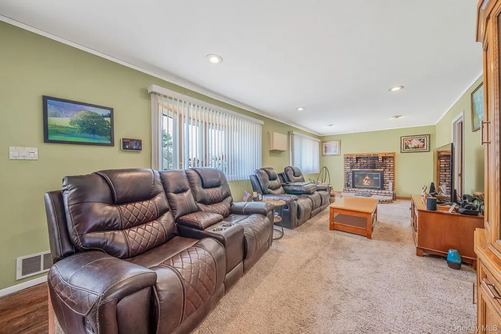 156 Gibbs Road Central Islip NY 11722