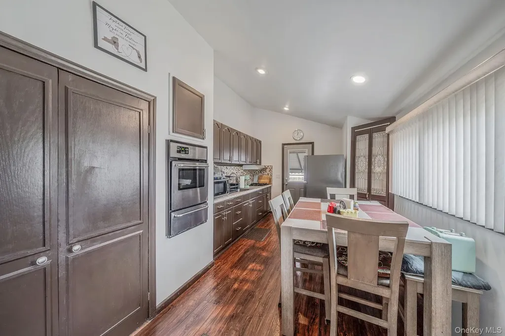 156 Gibbs Road Central Islip NY 11722