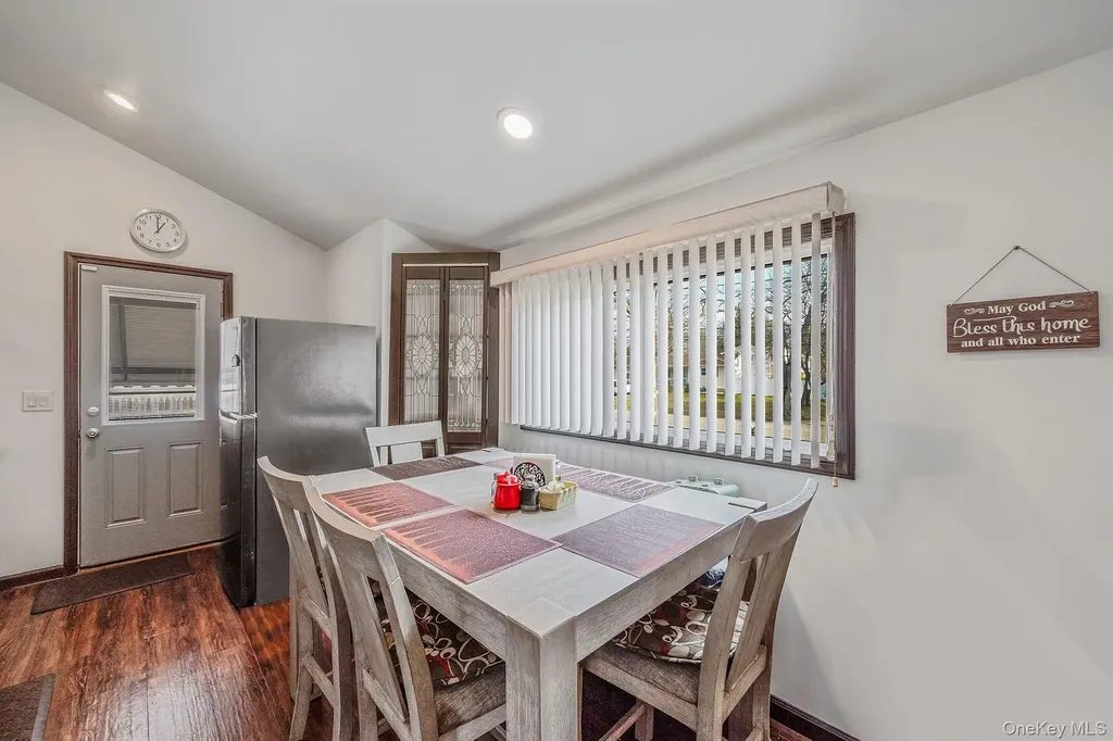 156 Gibbs Road Central Islip NY 11722