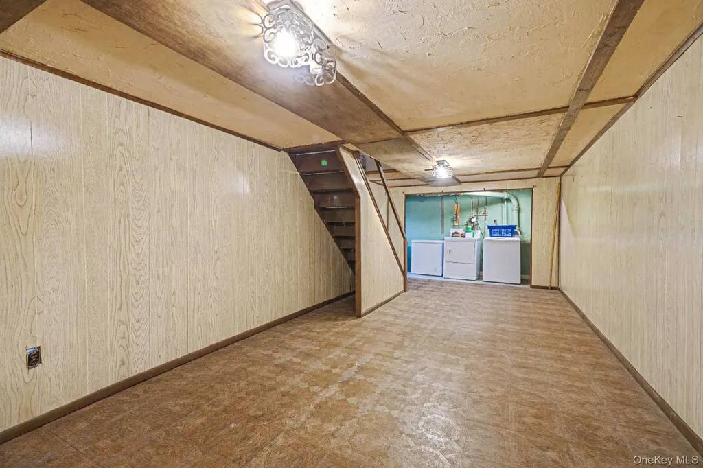 156 Gibbs Road Central Islip NY 11722