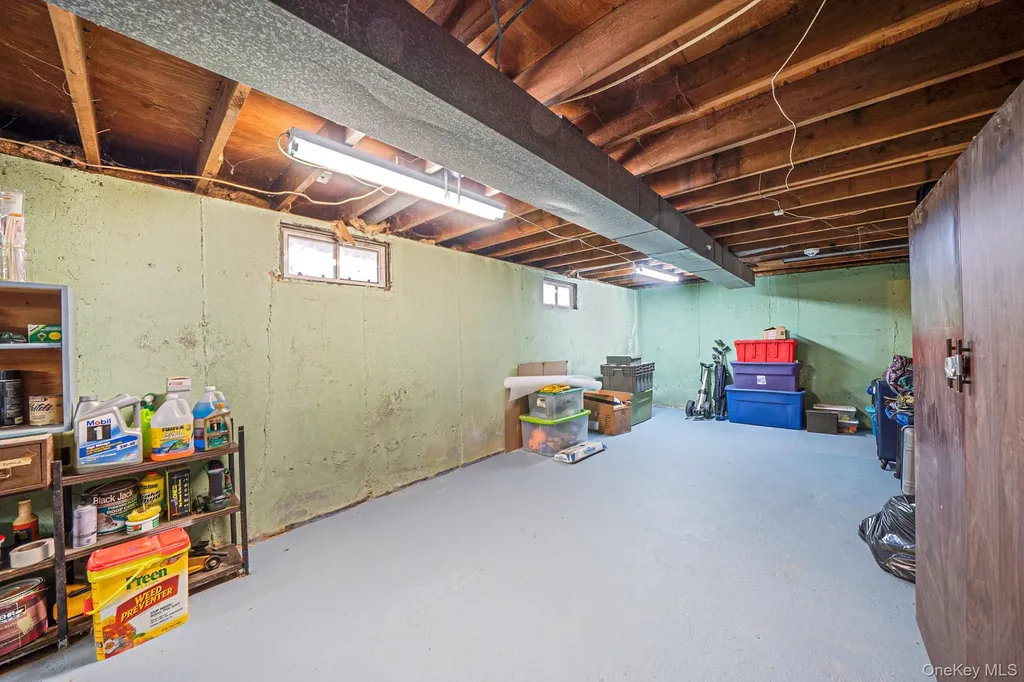 156 Gibbs Road Central Islip NY 11722