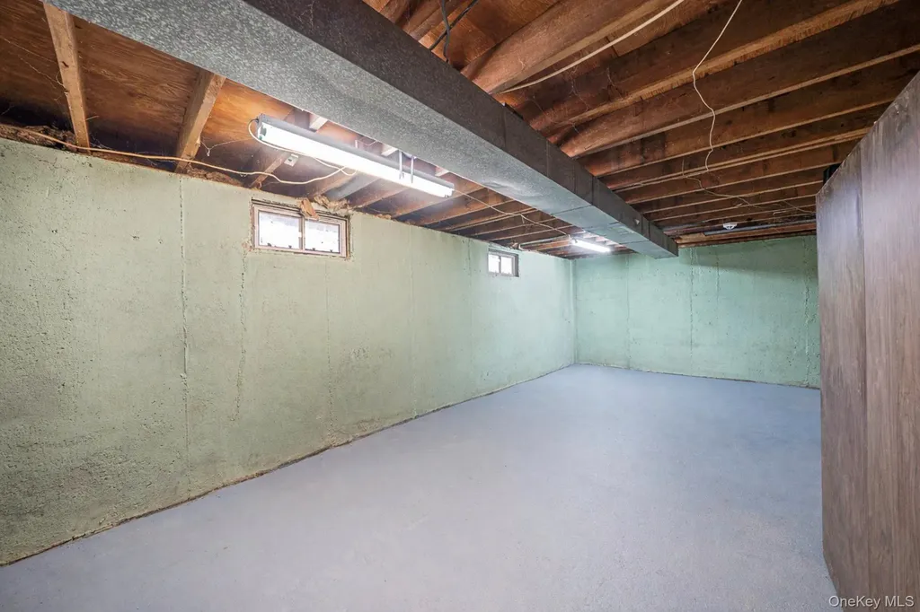 156 Gibbs Road Central Islip NY 11722