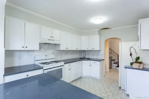 85-32 213th Street Hollis Hills NY 11427