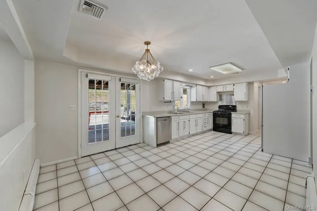 10 Demarest Road Spring Valley NY 10977