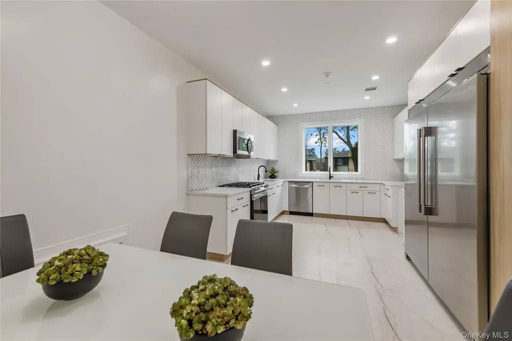 17 Union Road Spring Valley NY 10977