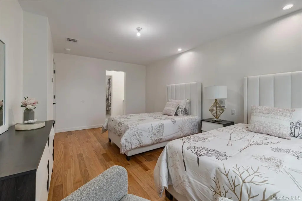 17 Union Road Spring Valley NY 10977