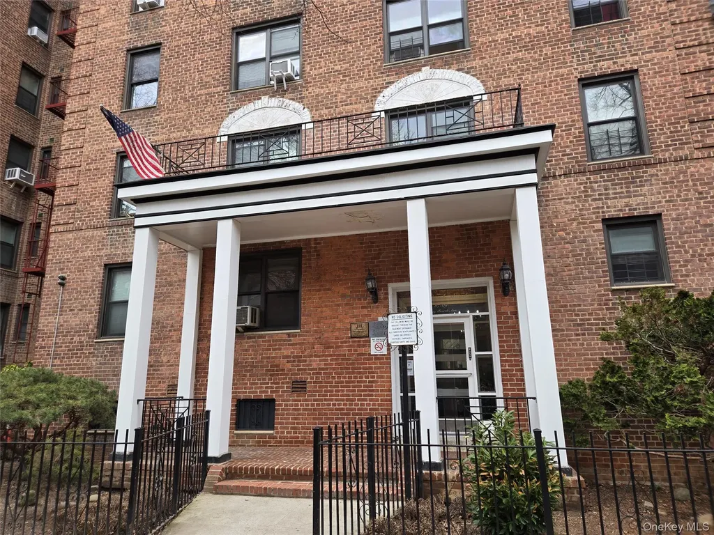 8709 34th Avenue Jackson Heights NY 11372
