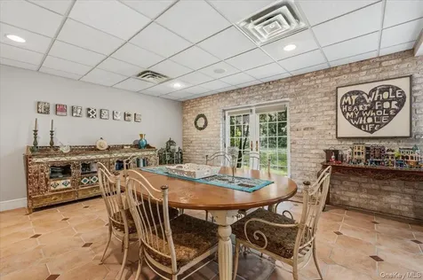 10 Overbrook Lane Old Brookville NY 11545