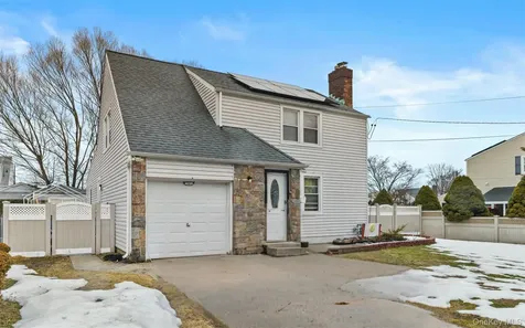2933 Tulip Avenue Baldwin NY 11510