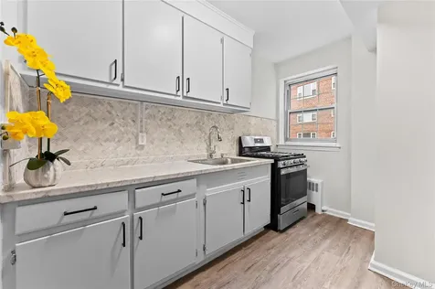 230 Pelham Road New Rochelle NY 10805