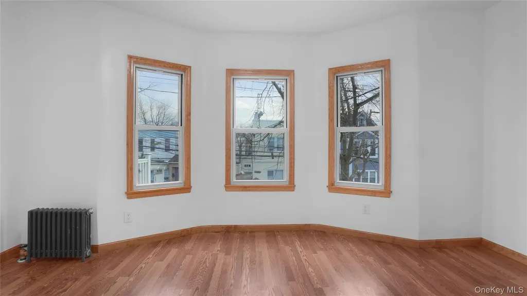 80-17 88th Road Woodhaven NY 11421