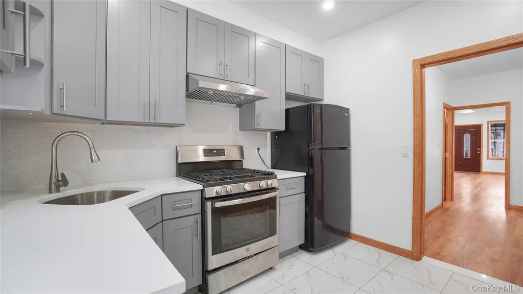 80-17 88th Road Woodhaven NY 11421