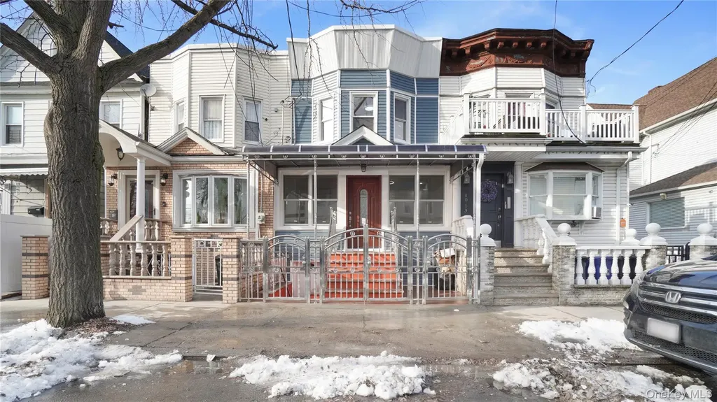 80-17 88th Road Woodhaven NY 11421