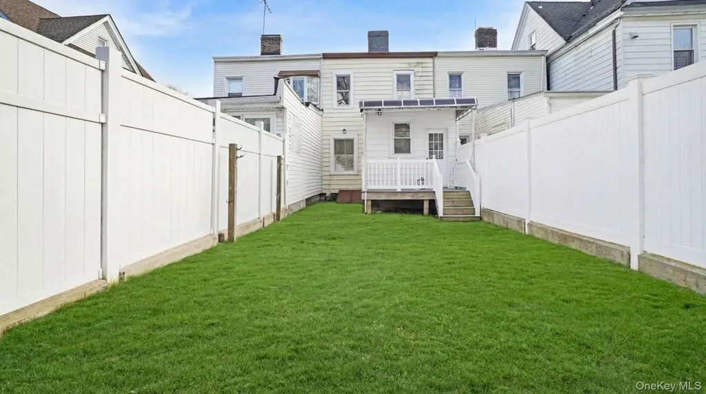 80-17 88th Road Woodhaven NY 11421