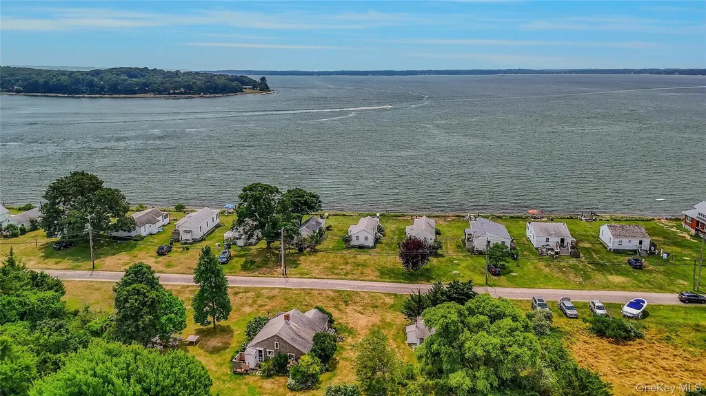 31 Sage Boulevard Greenport NY 11944