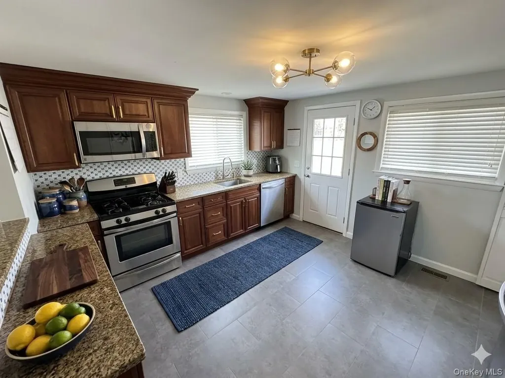 20 Walker Road Highland Falls NY 10928