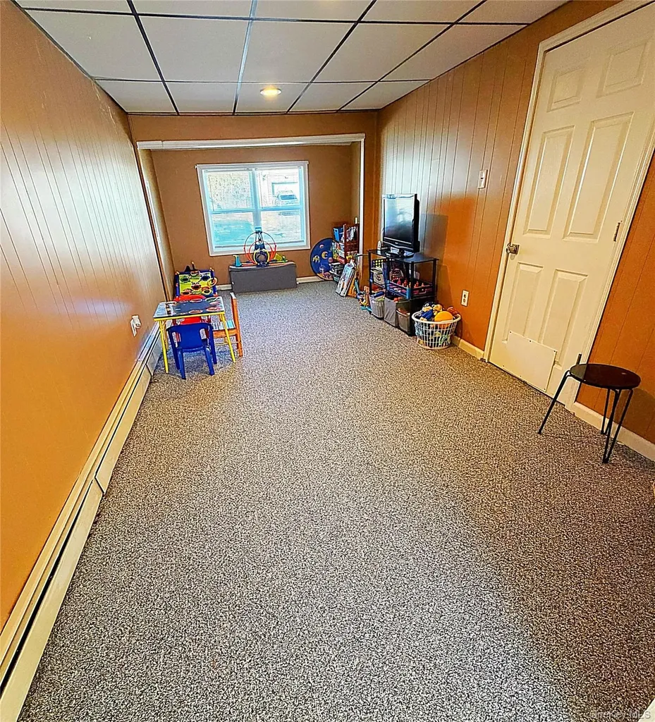 93 Burleigh Drive Holbrook NY 11741