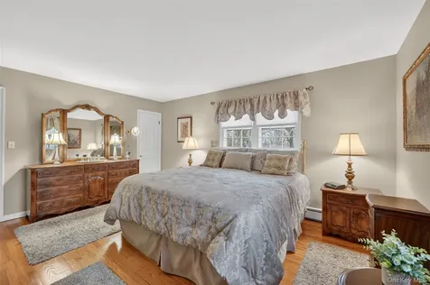 541 Giordano Drive Yorktown Heights NY 10598