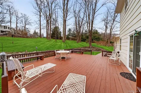 541 Giordano Drive Yorktown Heights NY 10598