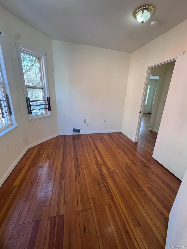 4 Gray Street Poughkeepsie NY 12603