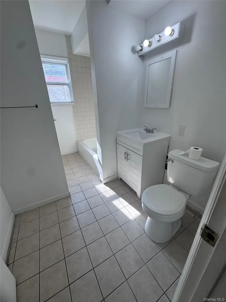4 Gray Street Poughkeepsie NY 12603