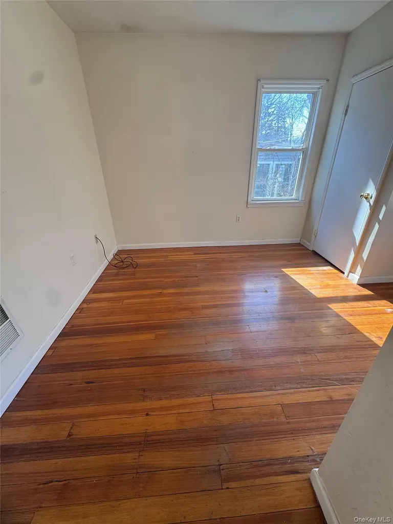 4 Gray Street Poughkeepsie NY 12603