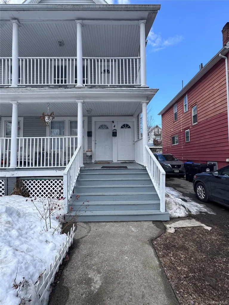 4 Gray Street Poughkeepsie NY 12603