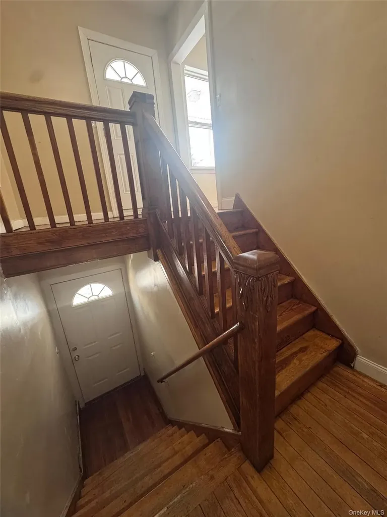 4 Gray Street Poughkeepsie NY 12603