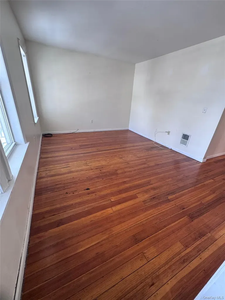 4 Gray Street Poughkeepsie NY 12603