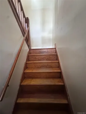 4 Gray Street Poughkeepsie NY 12603