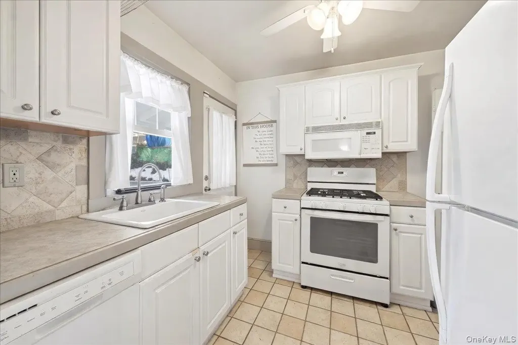 490 Carol Place Pelham NY 10803