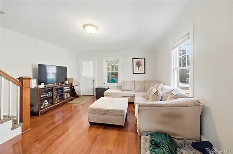490 Carol Place Pelham NY 10803