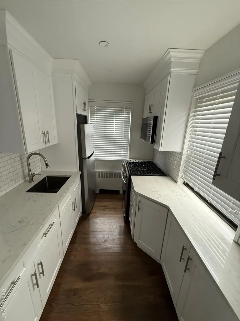 163-04 17th Avenue Whitestone NY 11357