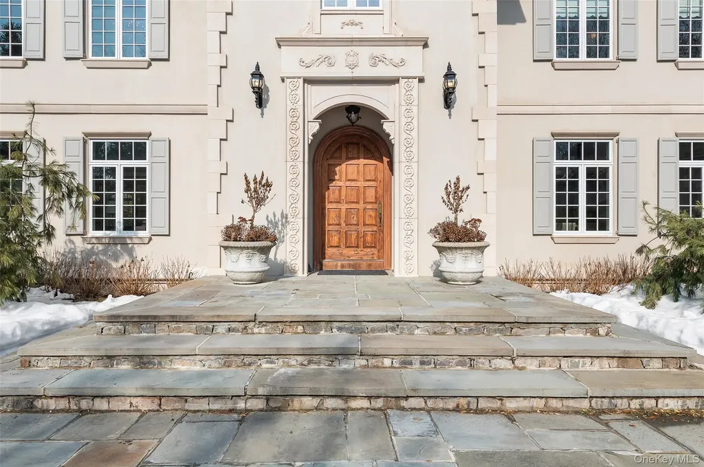 4 Cowdray Park Drive Armonk NY 10504
