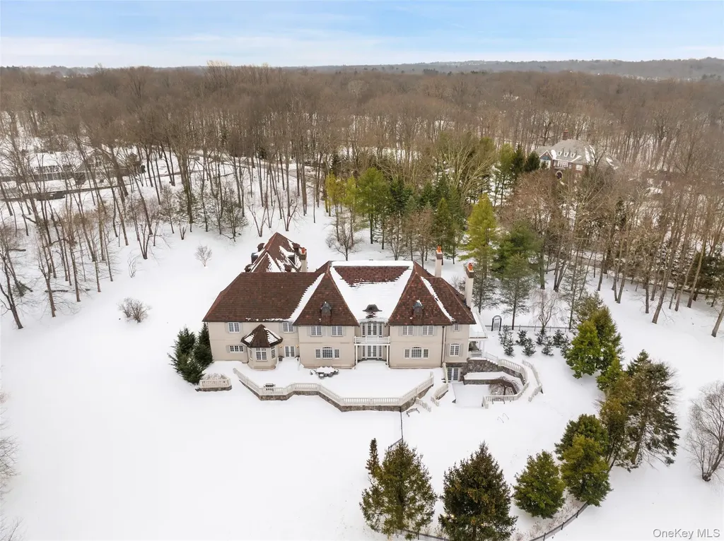 4 Cowdray Park Drive Armonk NY 10504