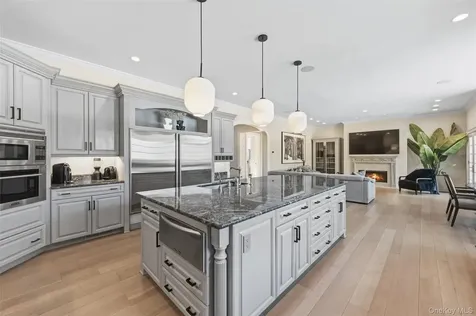 4 Cowdray Park Drive Armonk NY 10504