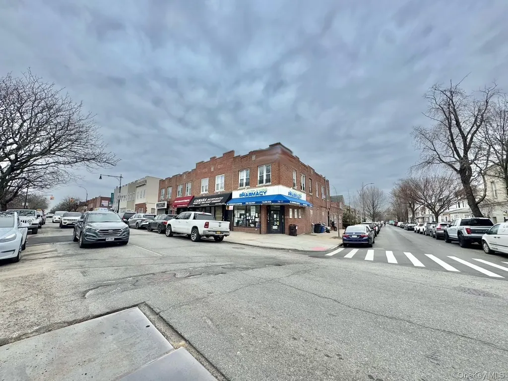 7617 Myrtle Avenue Glendale NY 11385