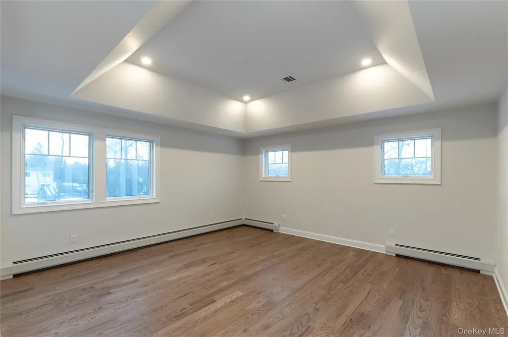 352 Holt Drive Pearl River NY 10965