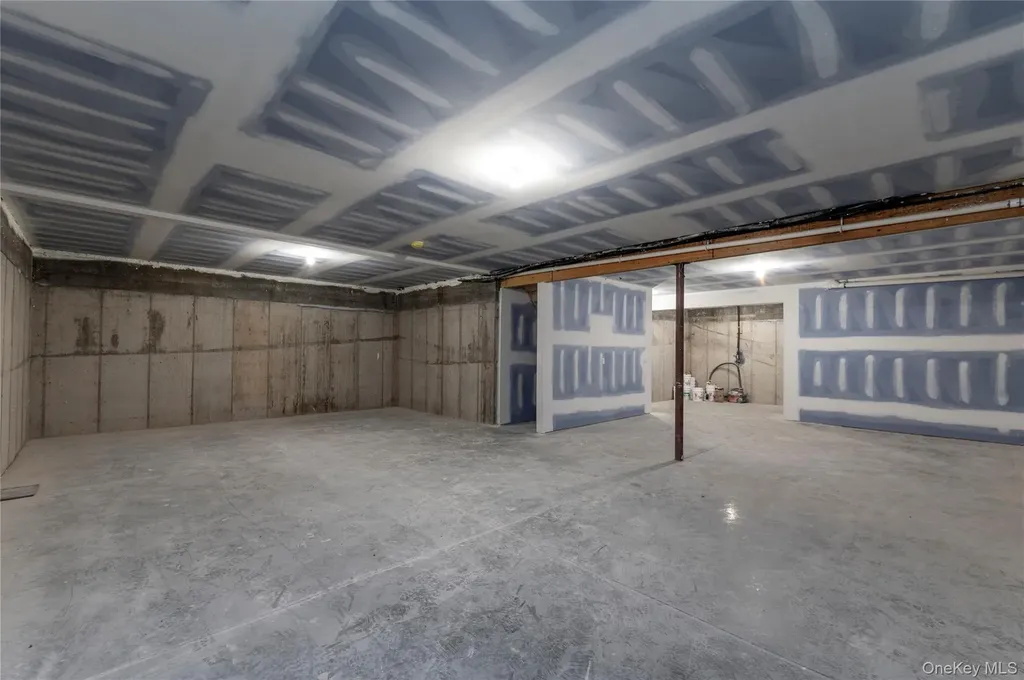 352 Holt Drive Pearl River NY 10965